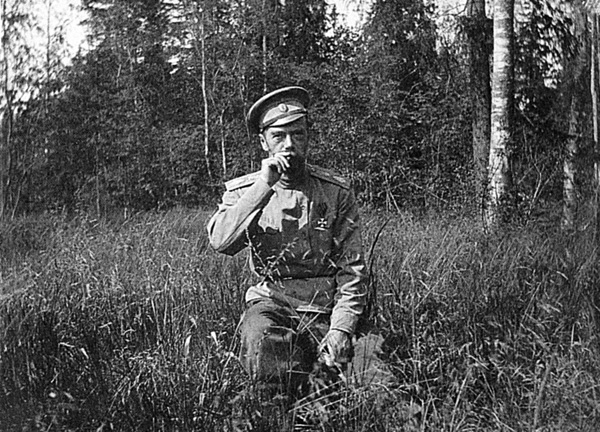 28. Государь в траве - копия.jpg